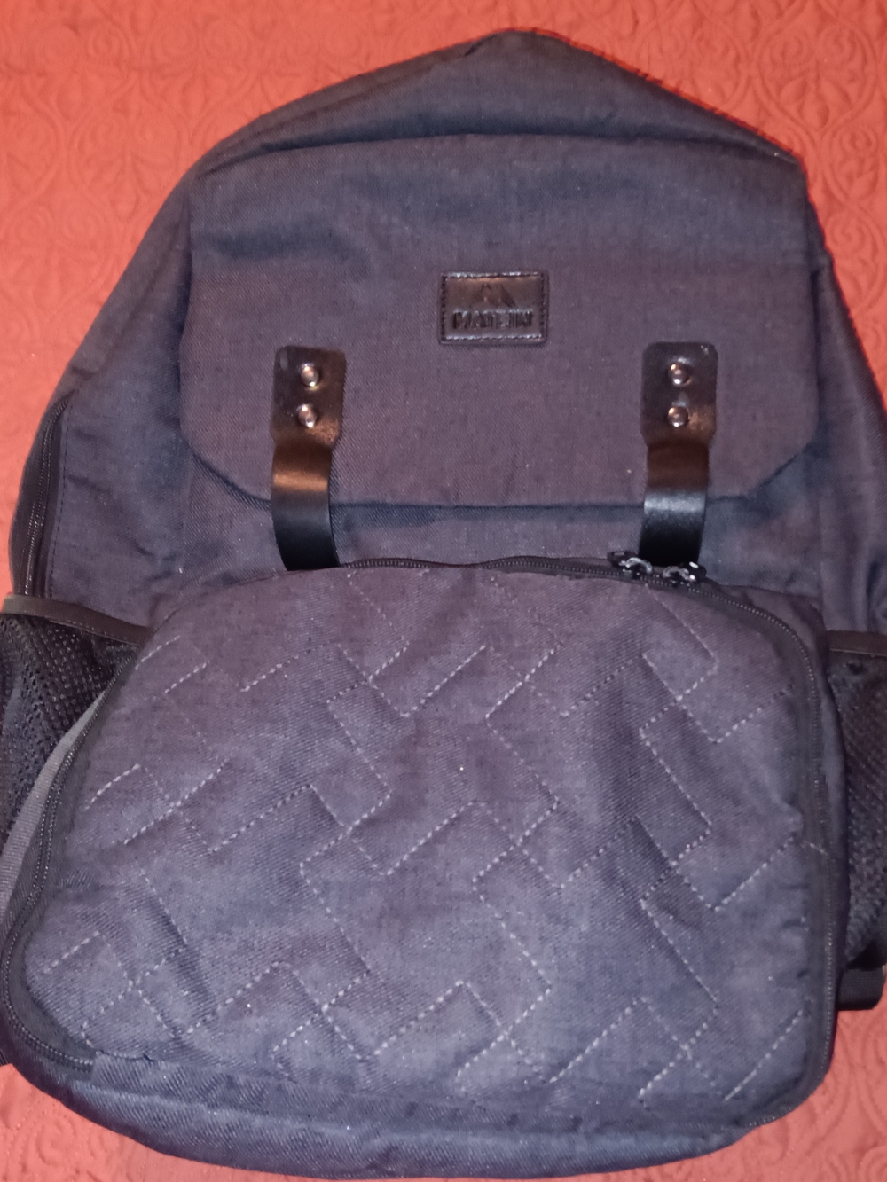 Matein UnisexBackpack with Front Pocket And Insulated Compartment -Charcoal Grey